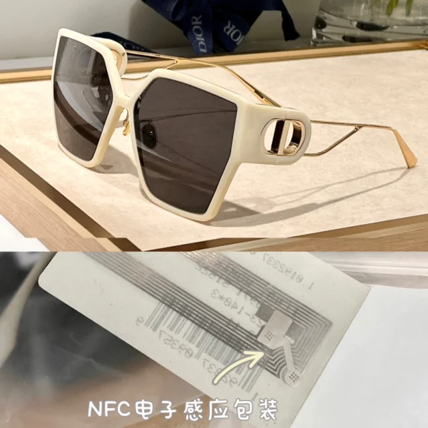 Luxury Dior 30Montaigne BU sunglasses styled with neutral fashion accessories for an elegant look