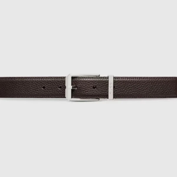 Elegant Gucci belt in premium leather with distinctive rectangular buckle – a refined designer accessory
