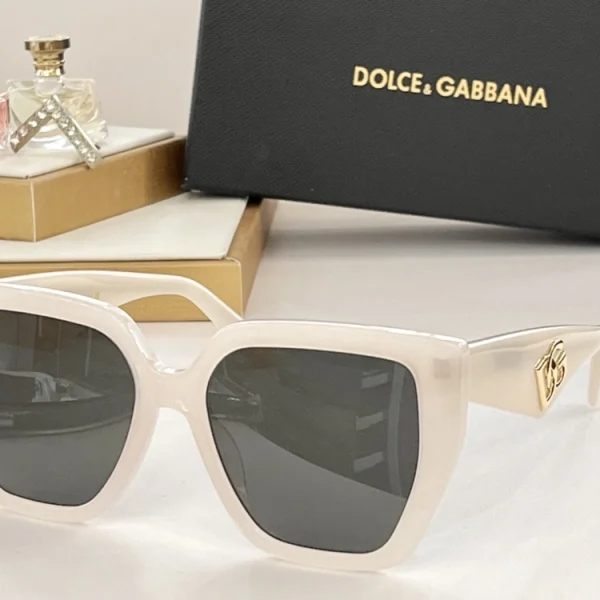 Stylish Dolce & Gabbana DG Crossed Sunglasses perfect for men and women seeking luxury eyewear