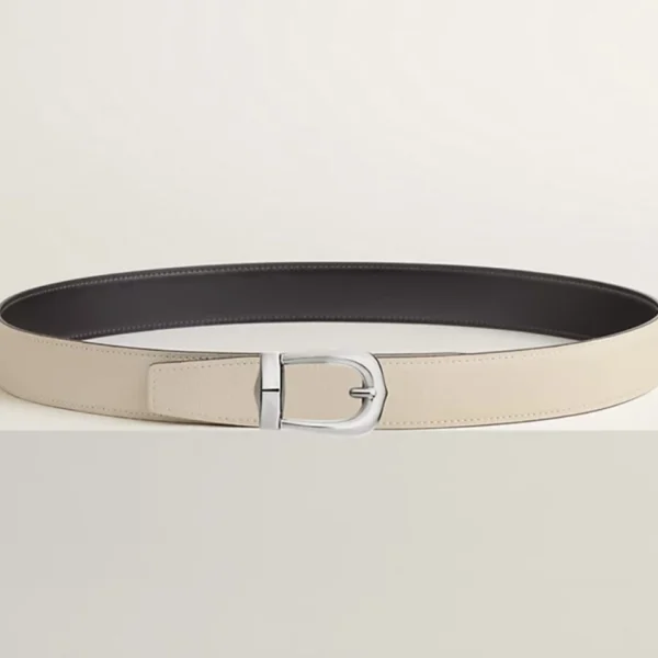Elegant Hermès Bride d'Apparat Reversible Leather Belt 32mm offering versatile French luxury style and premium quality