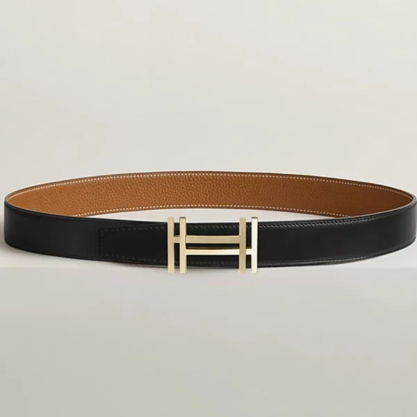 Hermès H au Carré Belt Buckle with Reversible Leather Strap 32mm featuring refined square H buckle and iconic craftsmanship