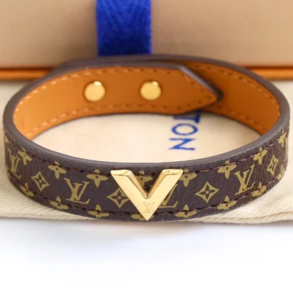 Louis Vuitton Essential Women’s Designer Bracelet – Timeless luxury accessory with signature LV detail