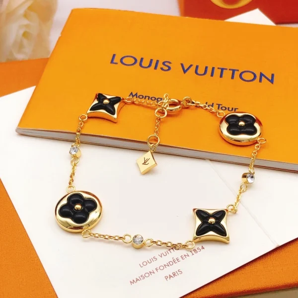 Louis Vuitton Color Blossom BB Multi Motif Bracelet in yellow gold with onyx and diamond accents