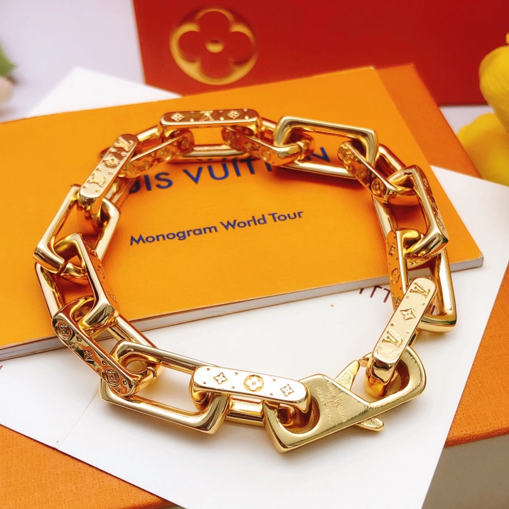 Louis Vuitton Monogram Chain Bracelet LV-BL88 in Gold – Elegant designer bracelet for men and women