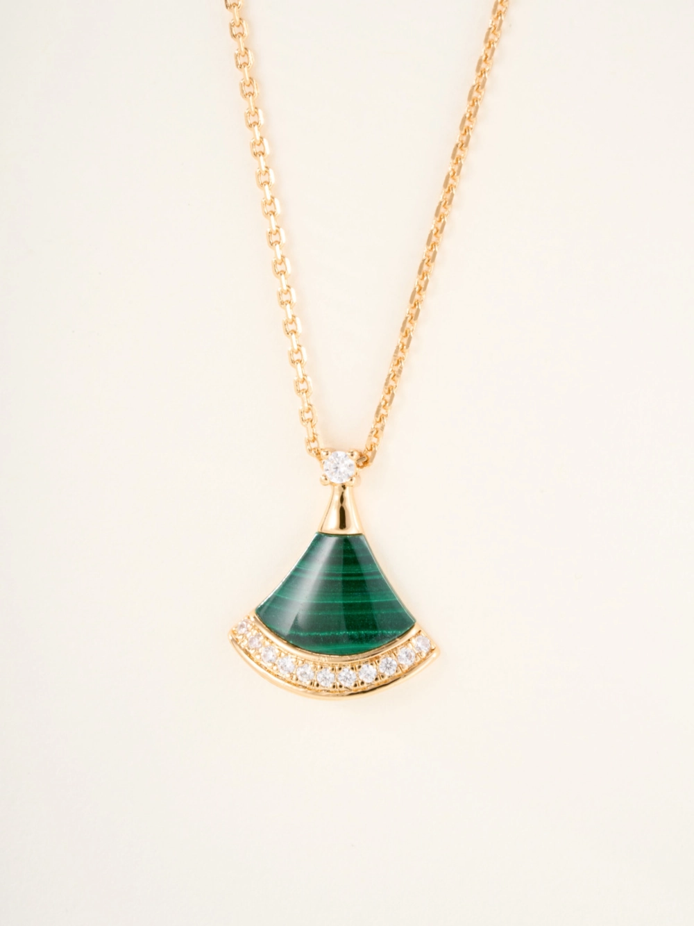 Bulgari Divas’ Dream Necklace BG-NL13