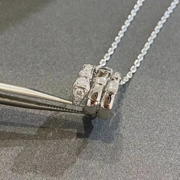 Bulgari Serpenti Viper Necklace BG-NL27