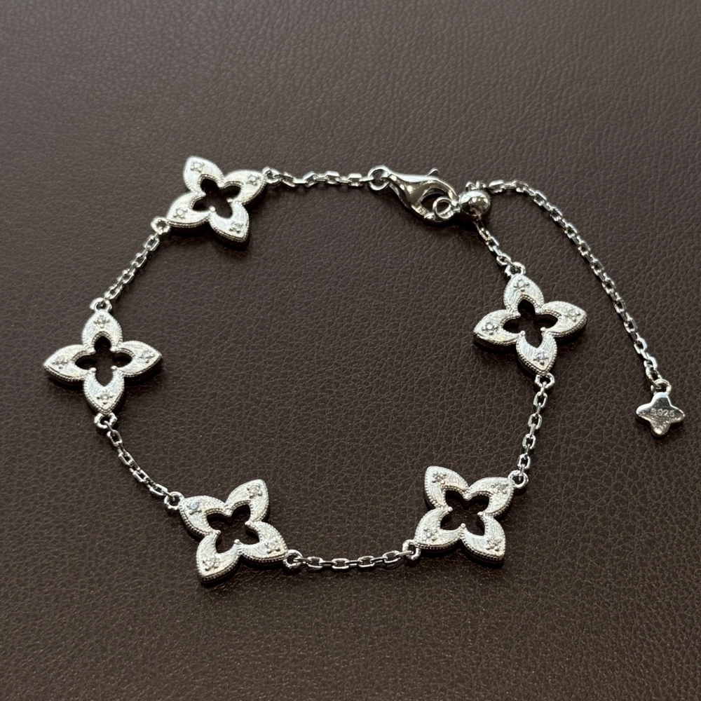 Van Cleef Arpels Vintage bracelet