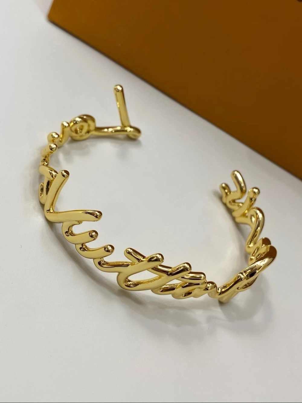 Louis Vuitton LV Script Bracelet Gold