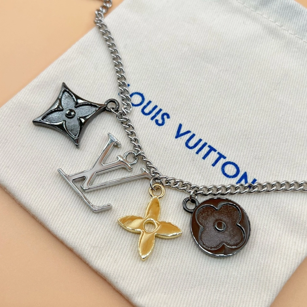 Louis Vuitton LV Instinct Pendant
