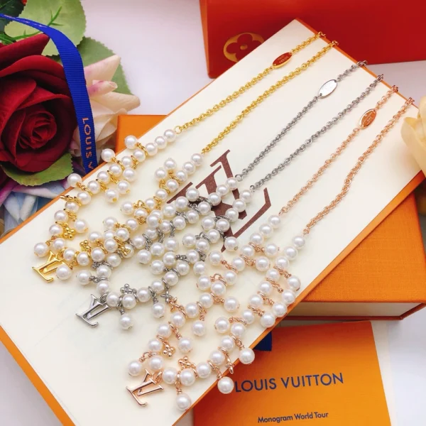 Louis Vuitton Pearl River Necklace