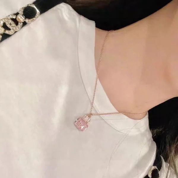 Hermes Amulettes Constance Pendant